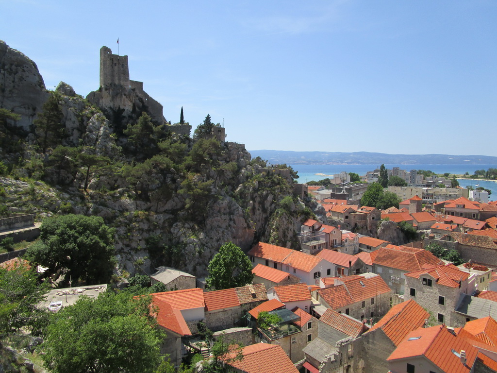 pevnosti-mirabela-a-fortica-nad-omisom