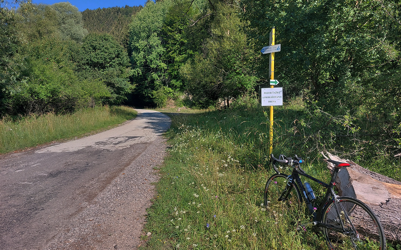 Tu sa sranda končí, Klimkova dolina sa odtiaľto začína poriadne dvíhať. Tu_sa_sranda_končí,_Klimkova_dolina_sa_odtiaľto_začína_poriadne_dvíhať.