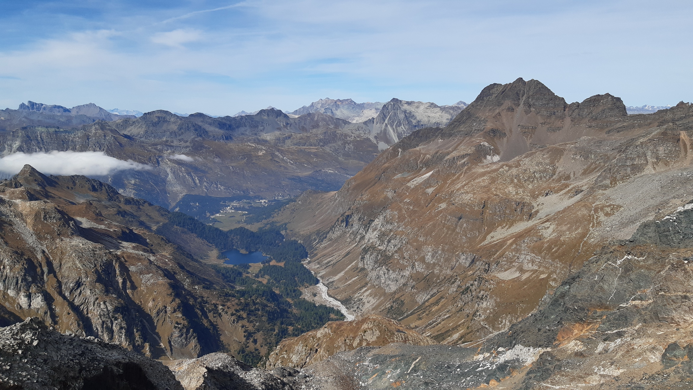 zo_sedla_pohľad_smer_Maloja