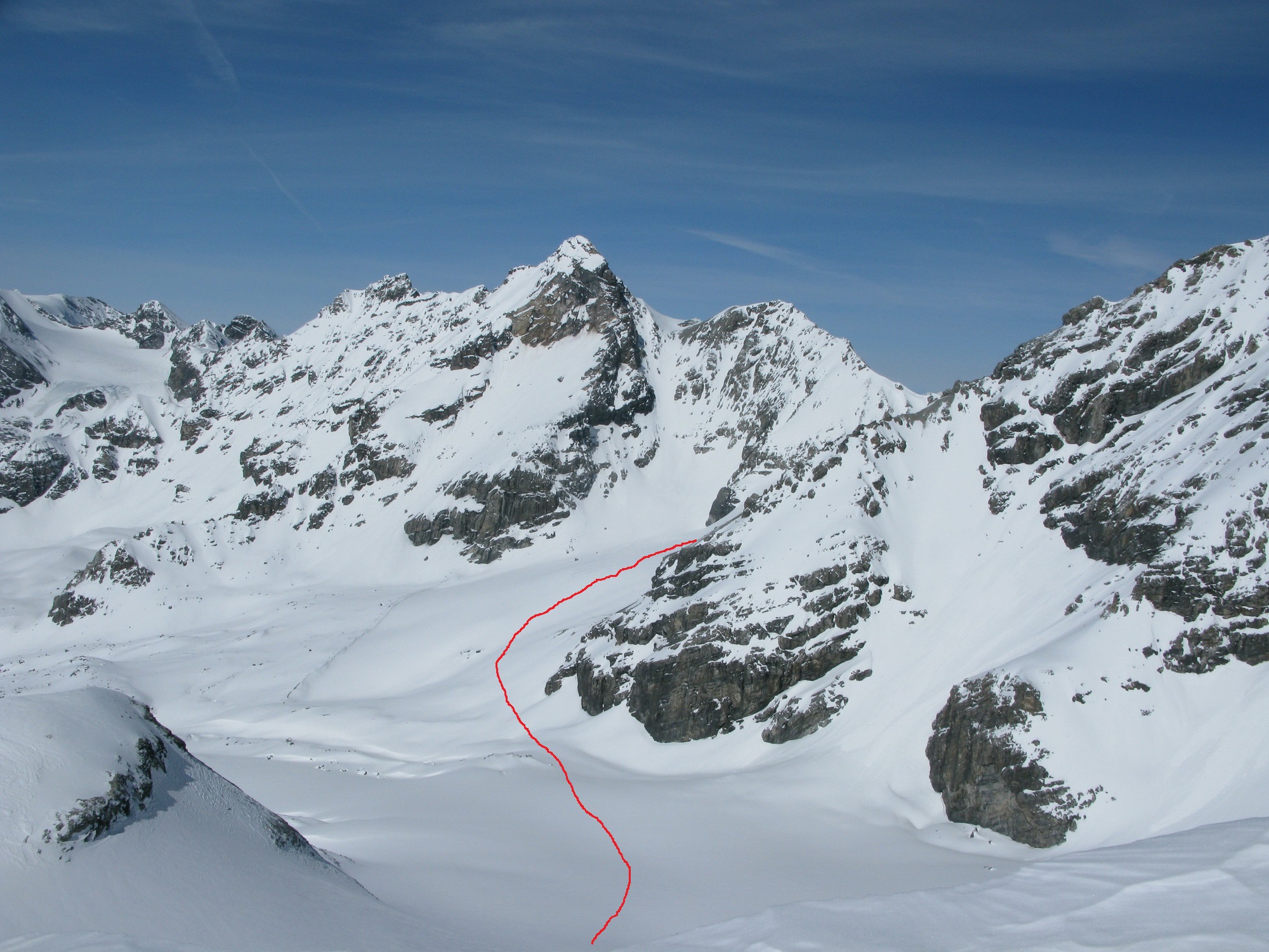 pohľad_z_Cima_della_Miniera,_červenou_moja_ďalšia_trasa_smer_Hochjoch