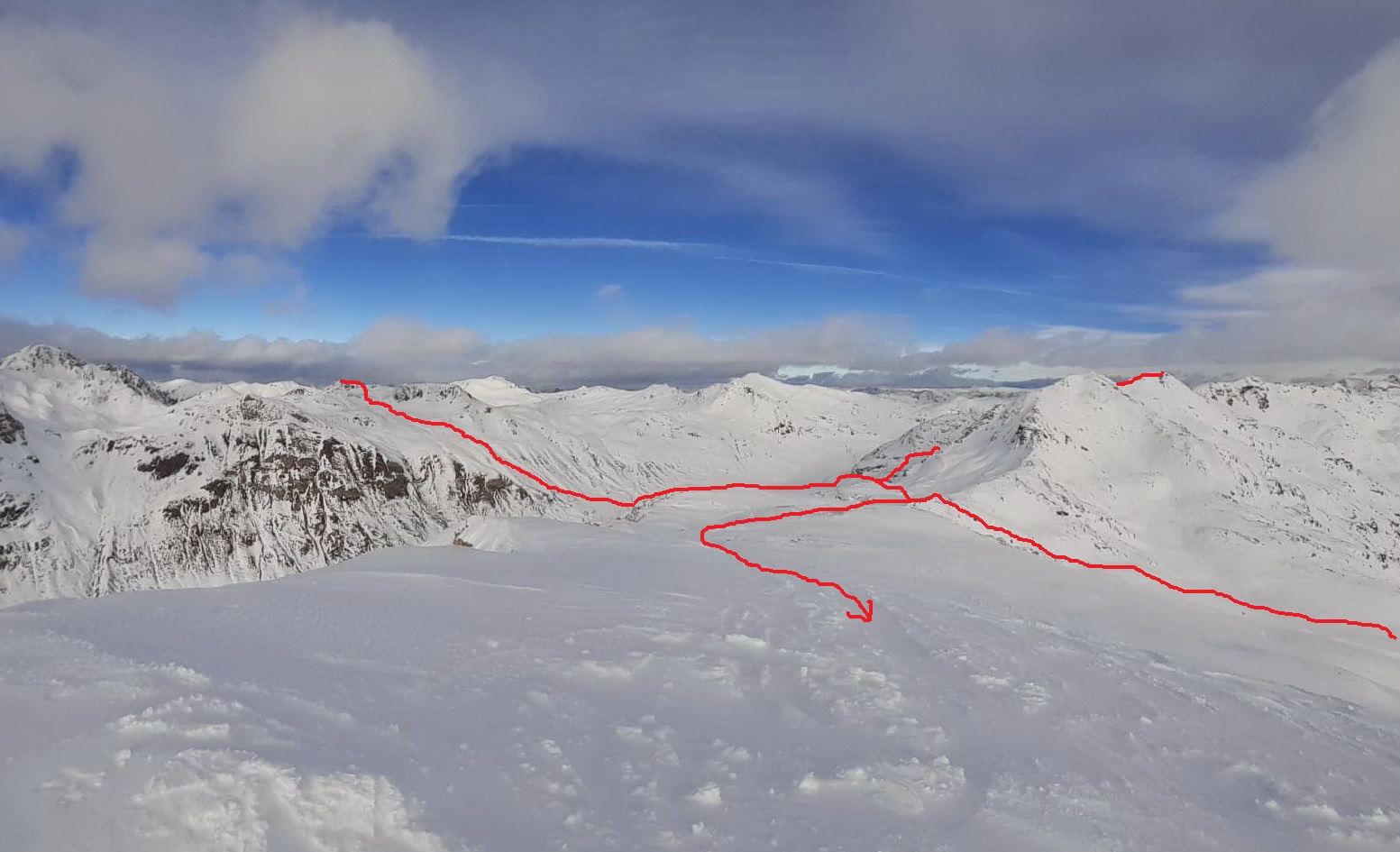 z Piz Alv pozerám na priebeh dňa z_Piz_Alv_pozerám_na_priebeh_dňa