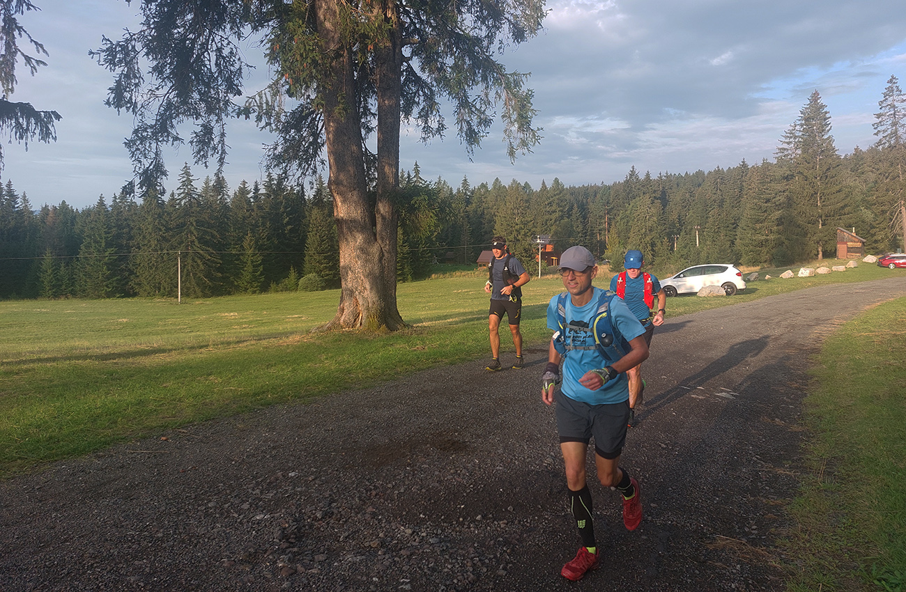 Za_Račkovou_už_sa_šiltovky_zišli,_vyšlo.