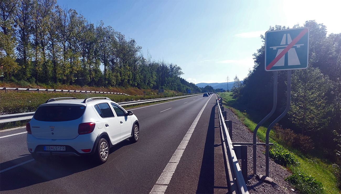 Bystrická_špecialitka:_z_mesta_do_Šalkovej_po_R1.