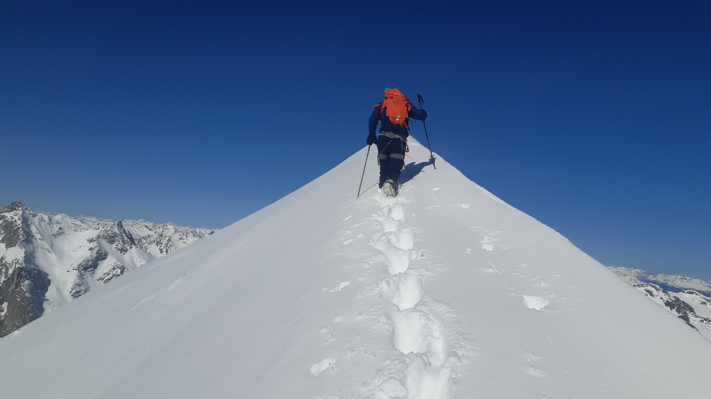 šlapeme_stopu_smer_vrchol_Monte_del_Forno