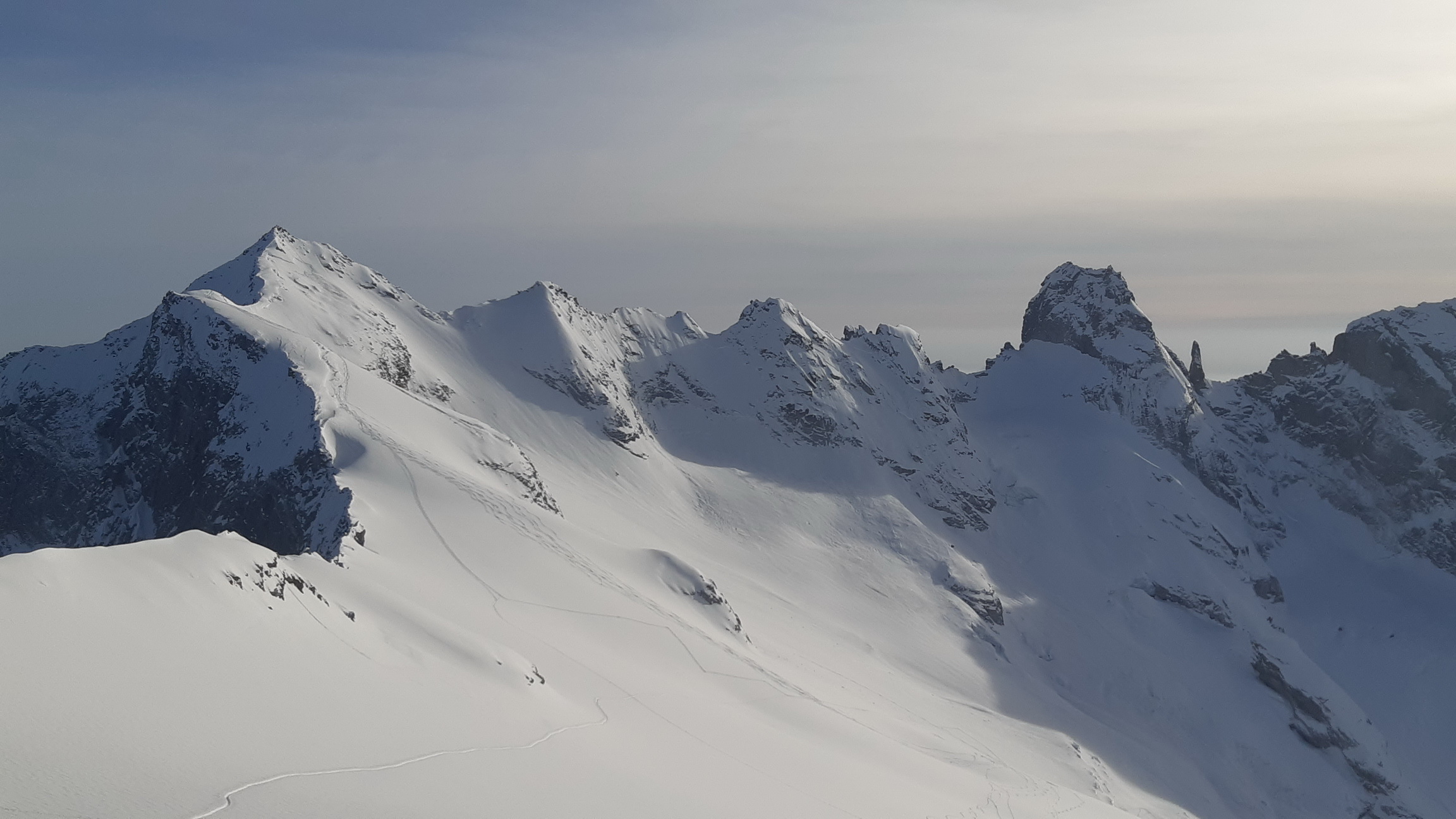 pri_návrate_som_si_vyšliapol_ešte_pod_Cima_di_Rosso_a_tu_je_pohľad_späť