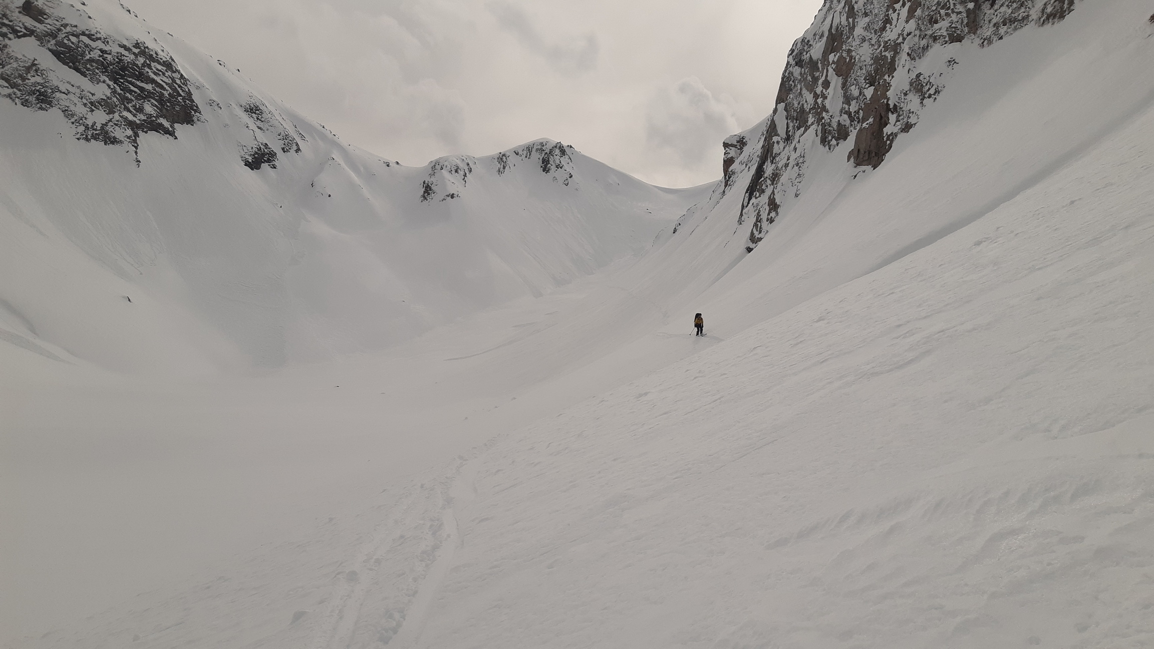 passo_Muretto_v_pozadí