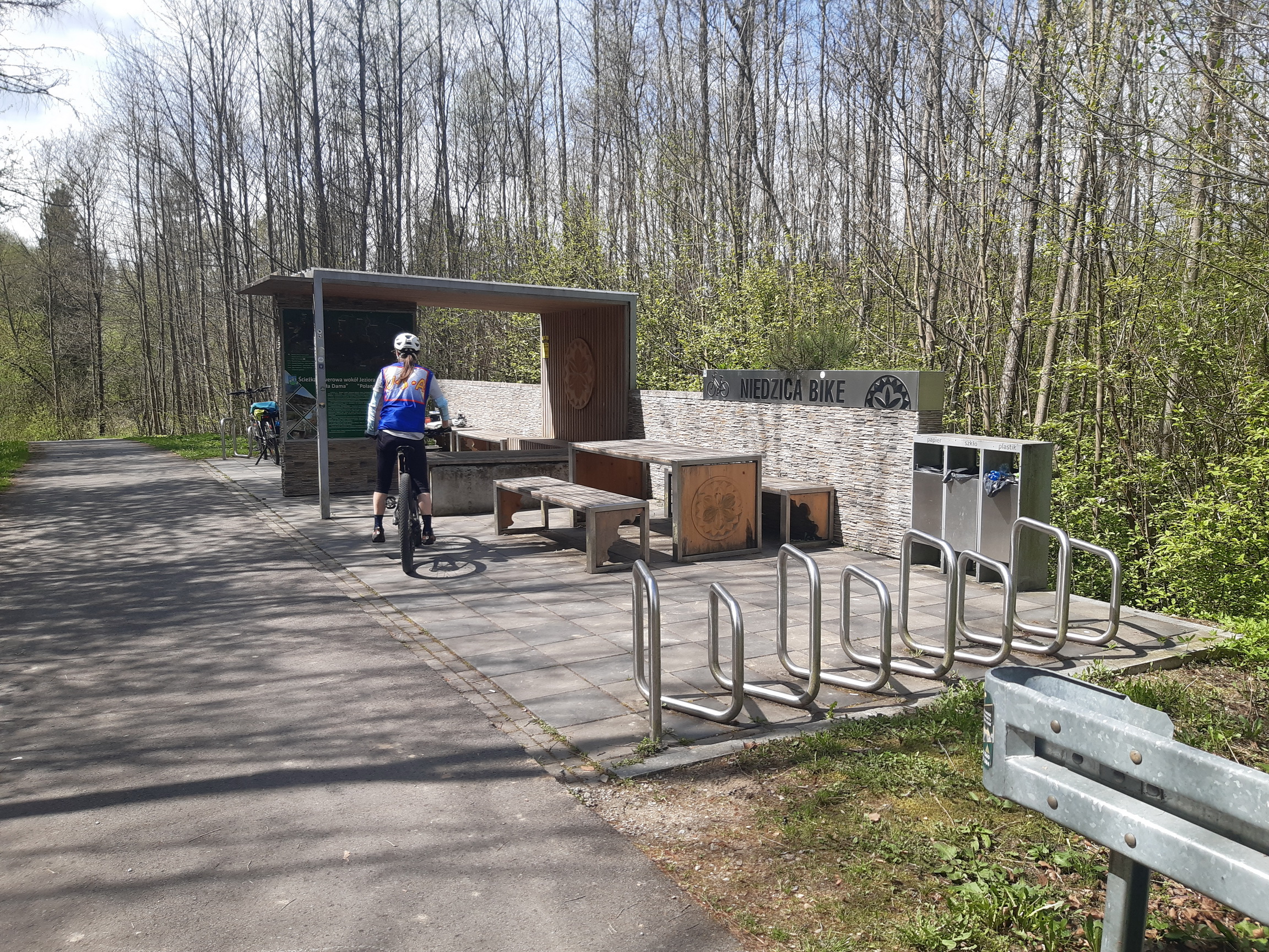 Cyklotrasa_okolo_Czorstynskej_priehrady_v_Poľsku