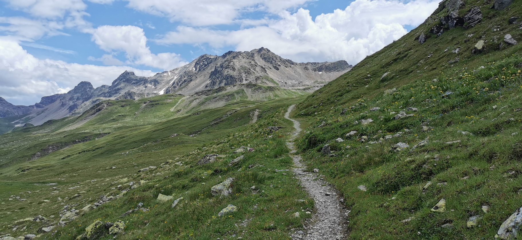 krátko_po_odbočke_zo_Septimerpassu