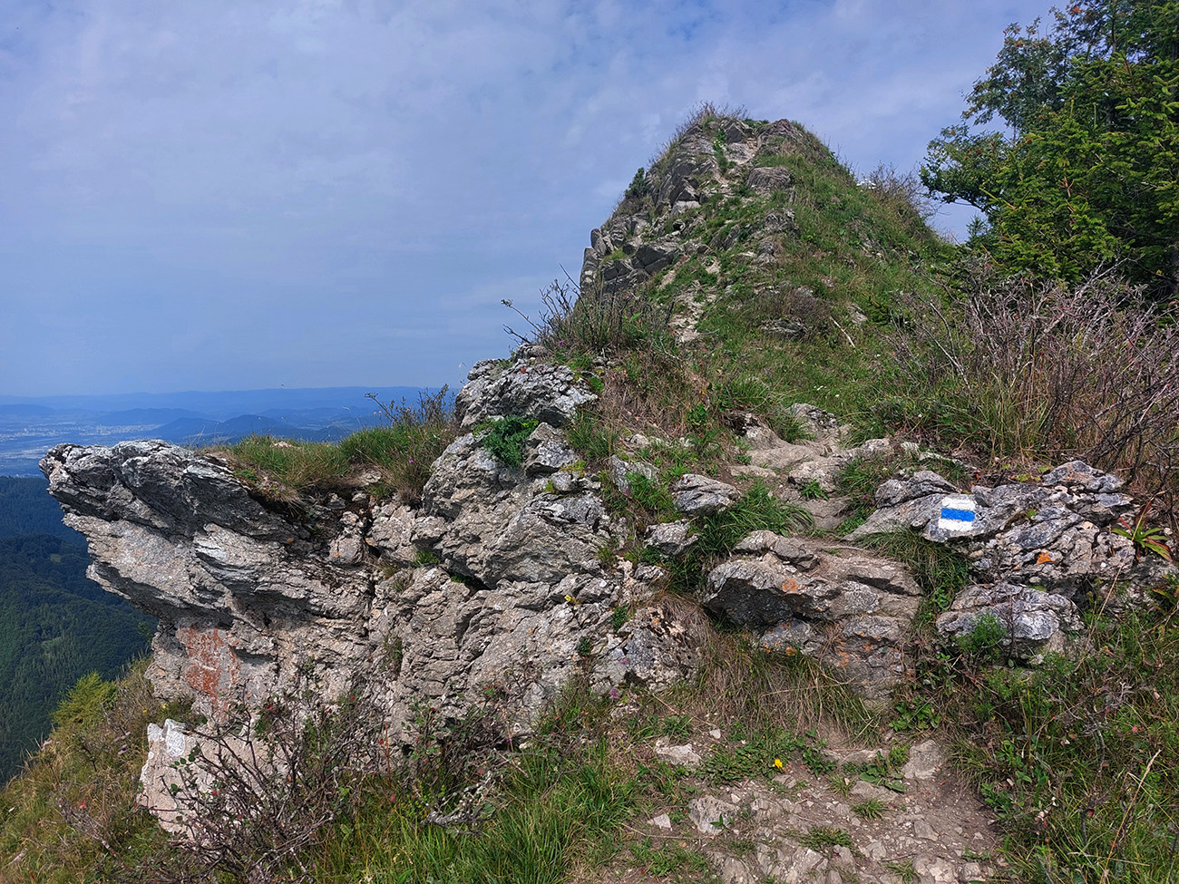 agrarny-hreben-nad-vratnou-dolinou