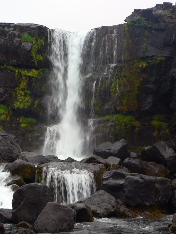 island-1-zoznamenie-v-dazdi