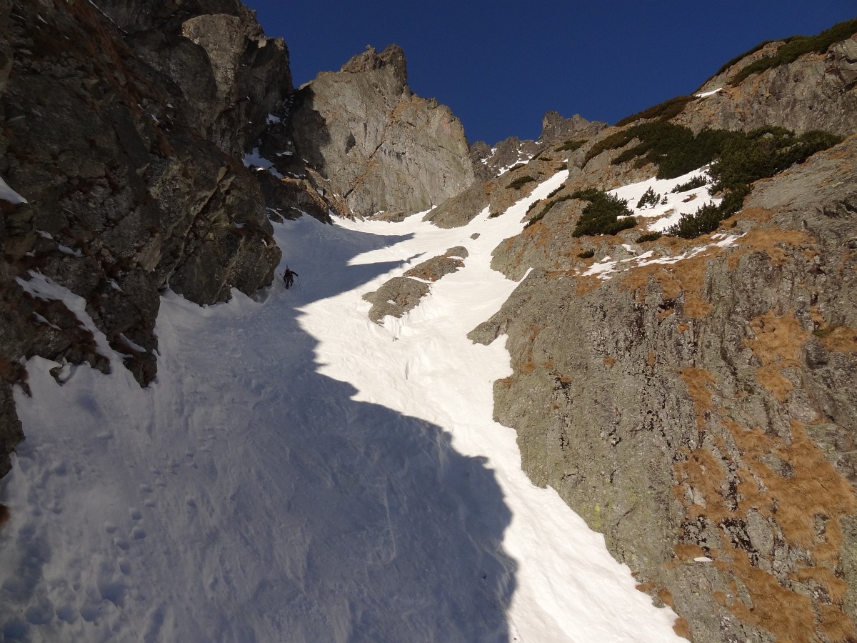 skialp-zlyzovanie-prostredneho-hrotu